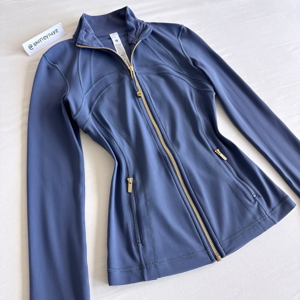 ❌ SOLD - Lululemon Define Jacket Nulu Shade/Gold Size 2 NWOT